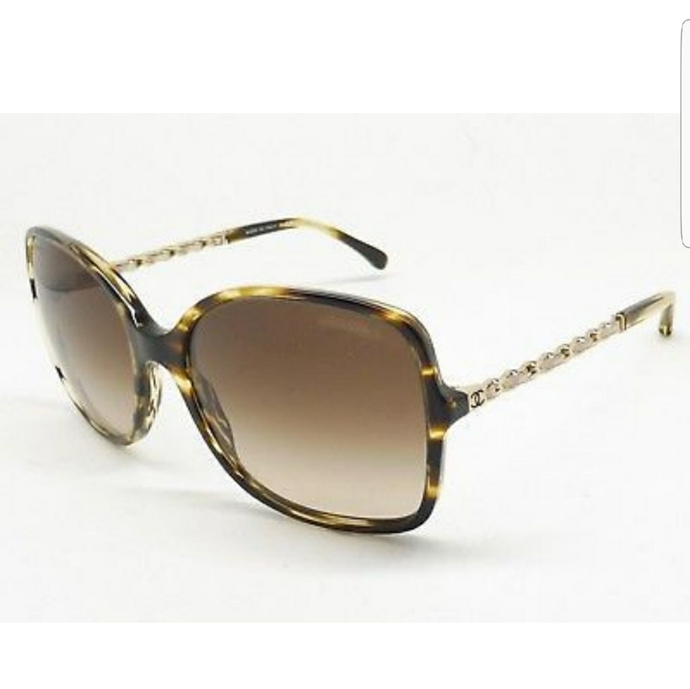 FLAH SALE 100% AUTHENTIC Chanel 5210 sunglasses